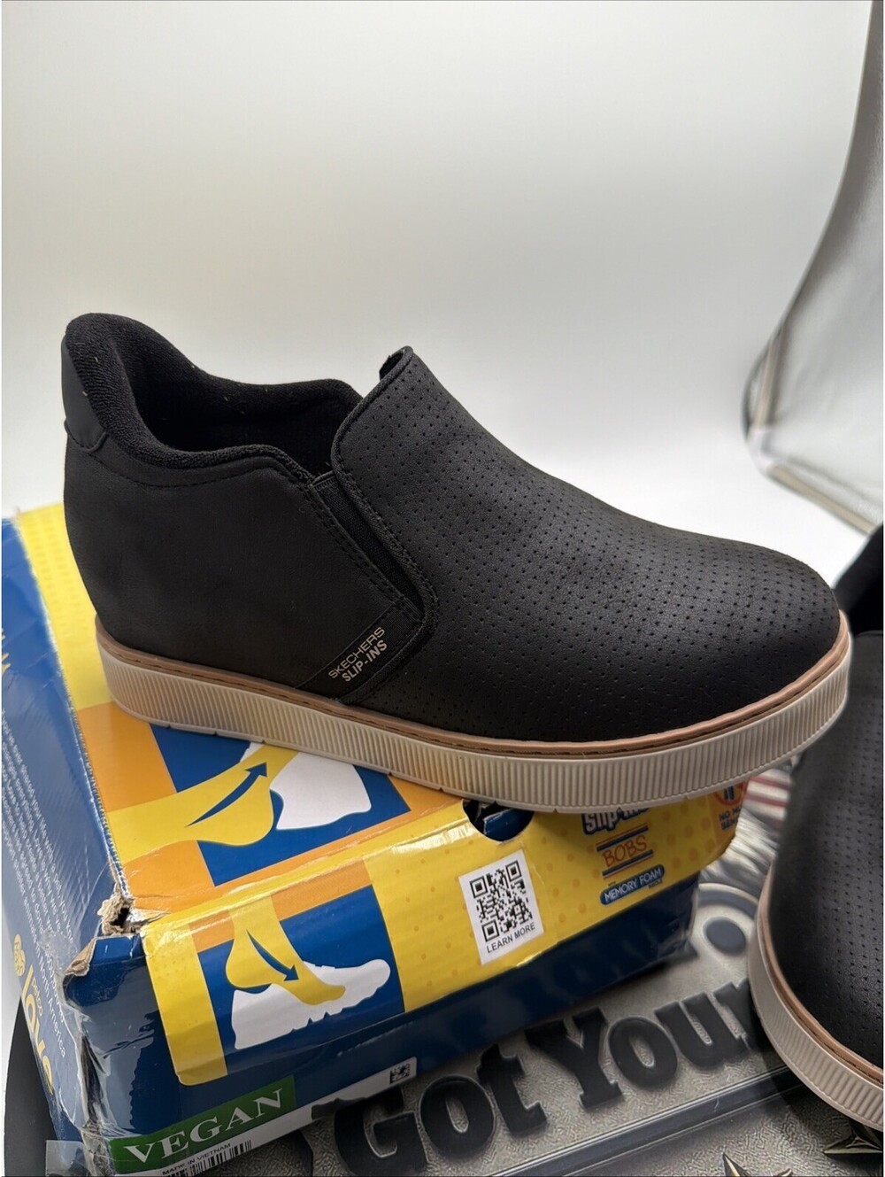 Skechers Women's Hands Free Slip-ins: Hush Ups Size 9.5 - Picture 2 of 9